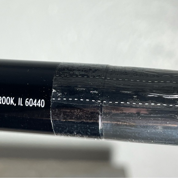 ULTA BEAUTY Matte Liquid Liner 0.19 fl oz/5.5mL New - Picture 3 of 4